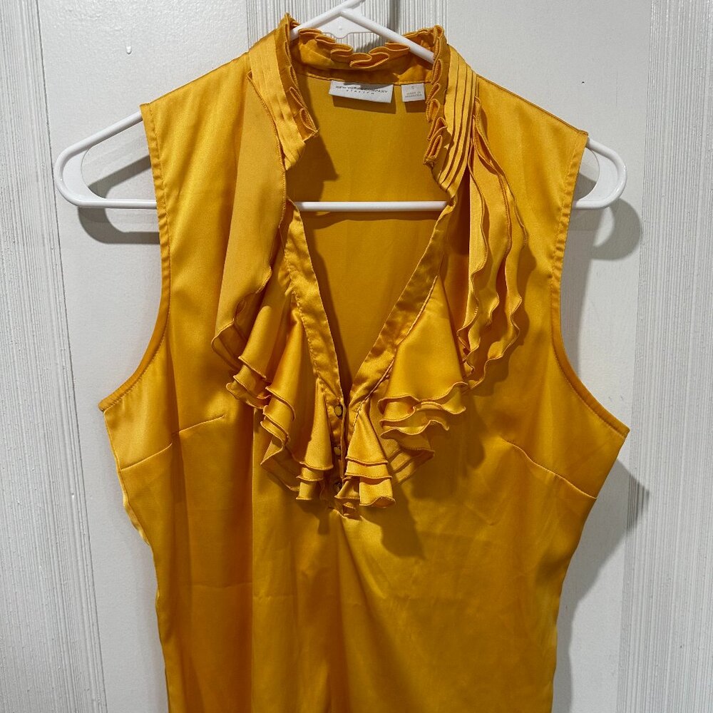 New York & Co Women’s Yellow Sleeveless Top Stretch Ruffle V-Neck Blouse Size S